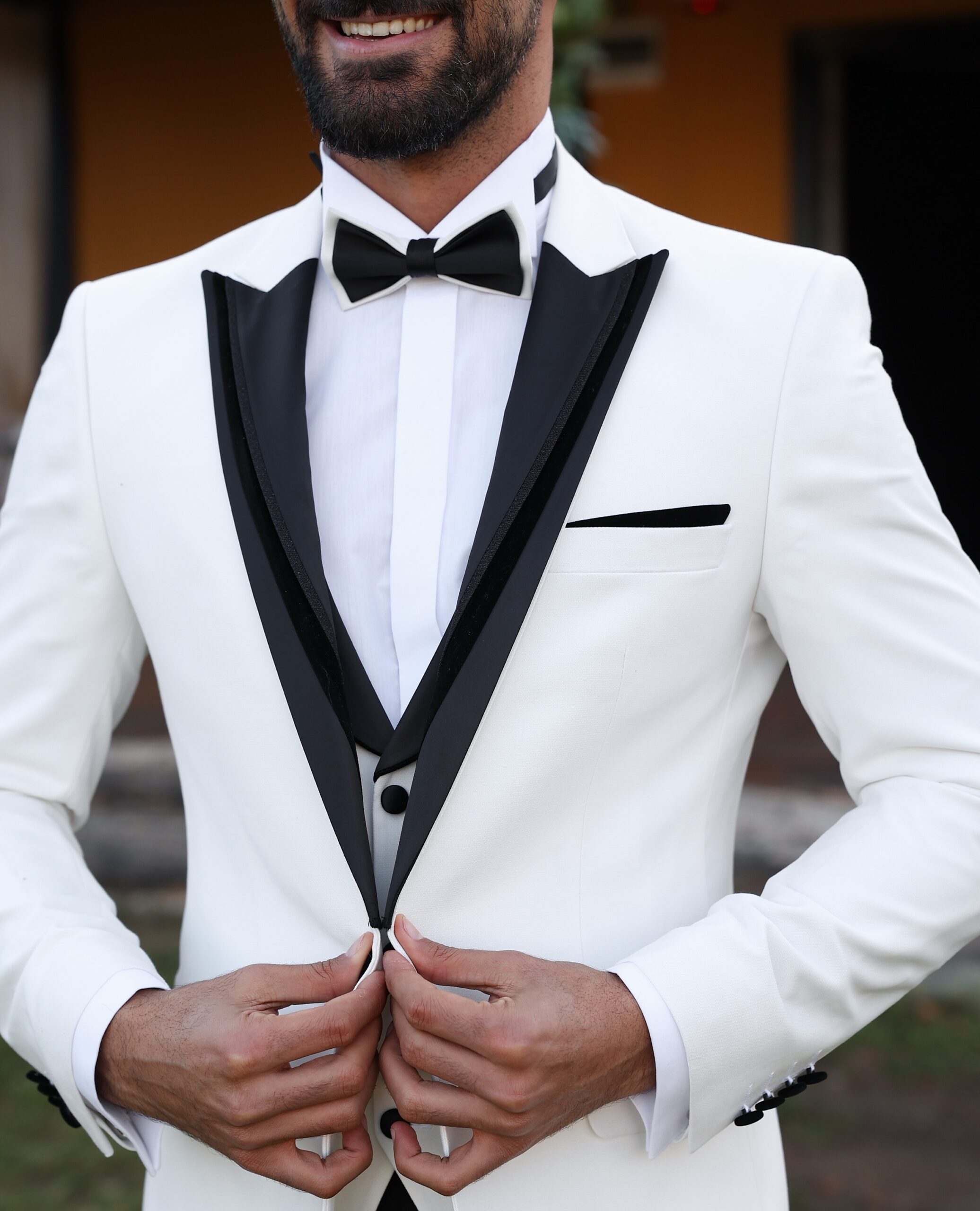 Men's 3 Piece Off-White Classic Wedding Suit
