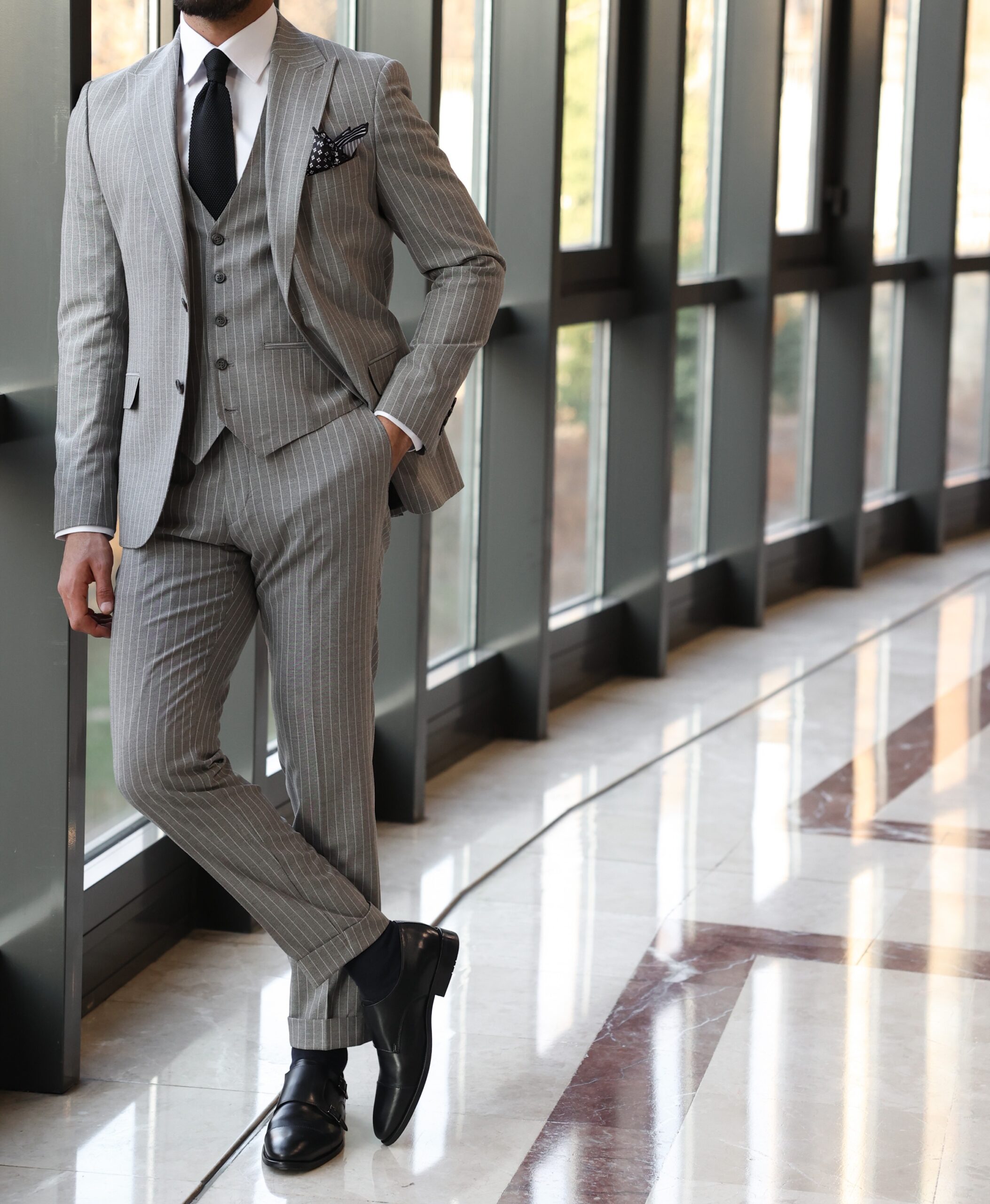 Men's grey striped Office suit | business outfits for men | Mens outfits,  Mens fashion casual summer, Outwear outfit