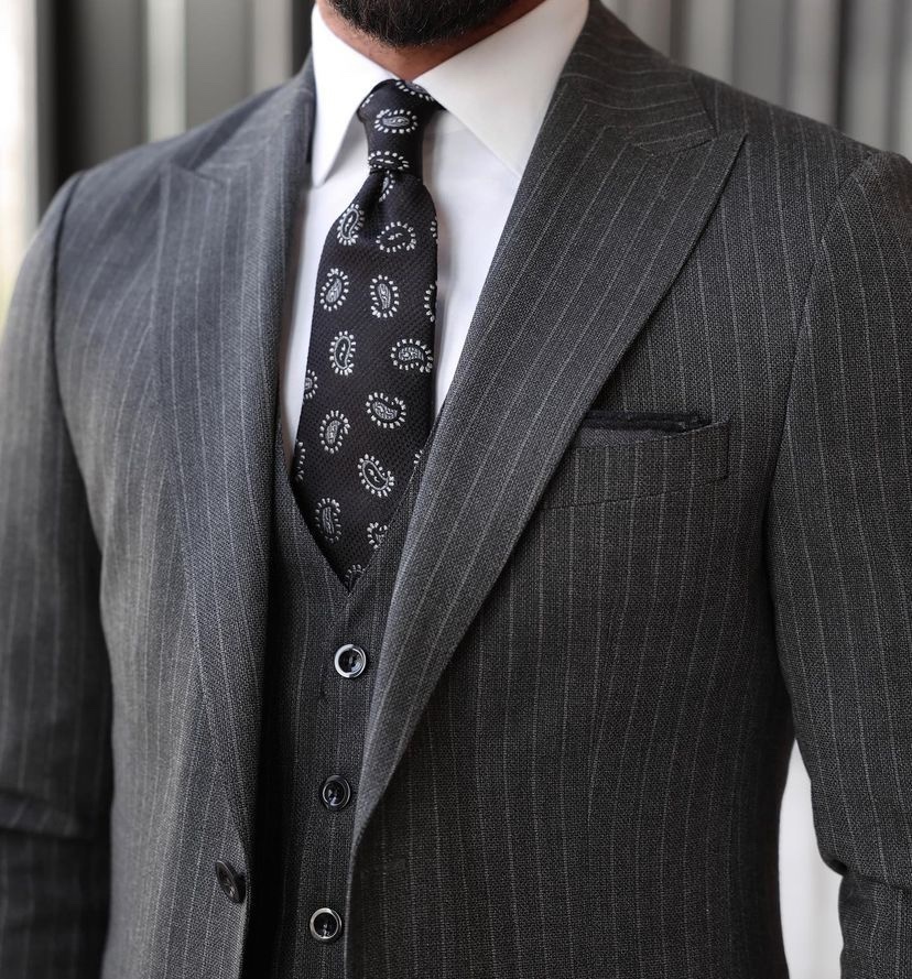 Powis Road Tailored Slim Fit Dark Grey Pinstripe Men's Three Piece Suit ...