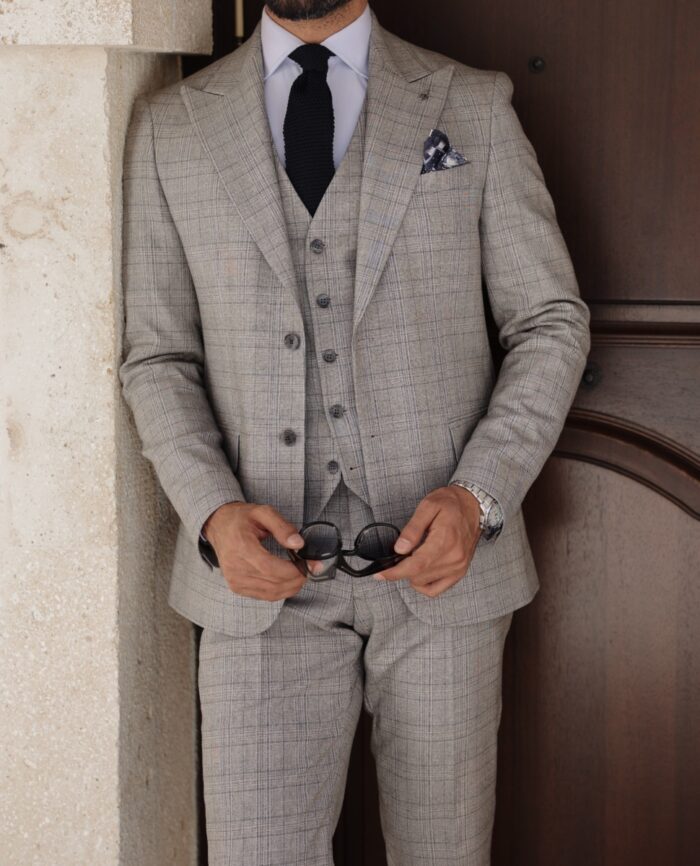 Noel Road Slim fit light grey checked men's three piece suit with peak lapels