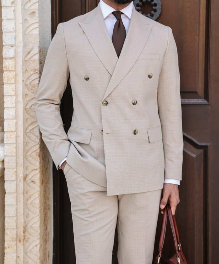 Greenwich SLIM FIT  CREAM  WITH SMALL SQUARED CHECKED DOUBLE BREASTED MEN’S SUIT WITH PEAK LAPELS