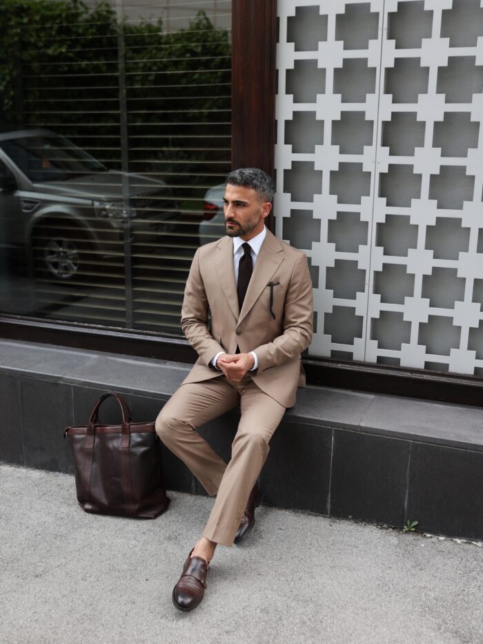 Crown Court Tailored slim fit cream men's two piece suit with mono lapels